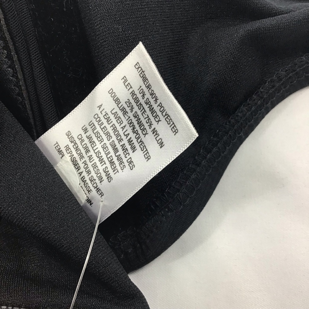 💙 MOSSIMO SWIM TOP BLACK - Picture 10 of 13